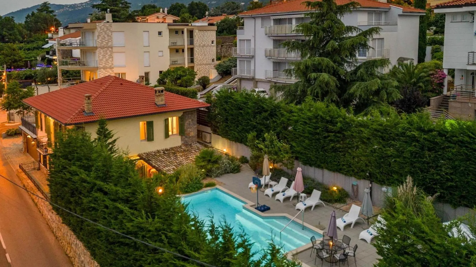 Villa Okra With Pool - Happy Rentals Icici 0*,  Croatia