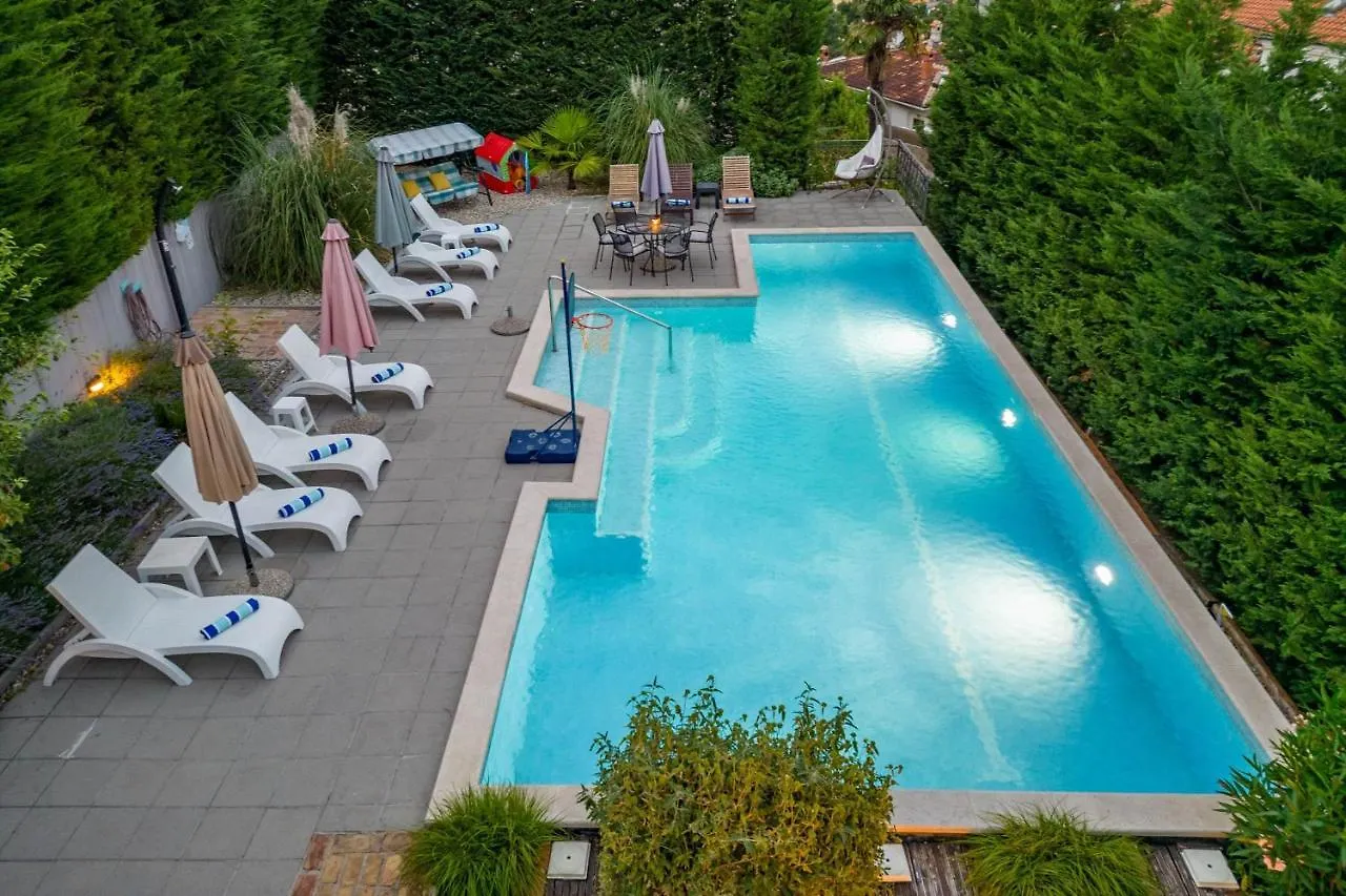 Villa Okra With Pool - Happy Rentals Ičići Κροατία
